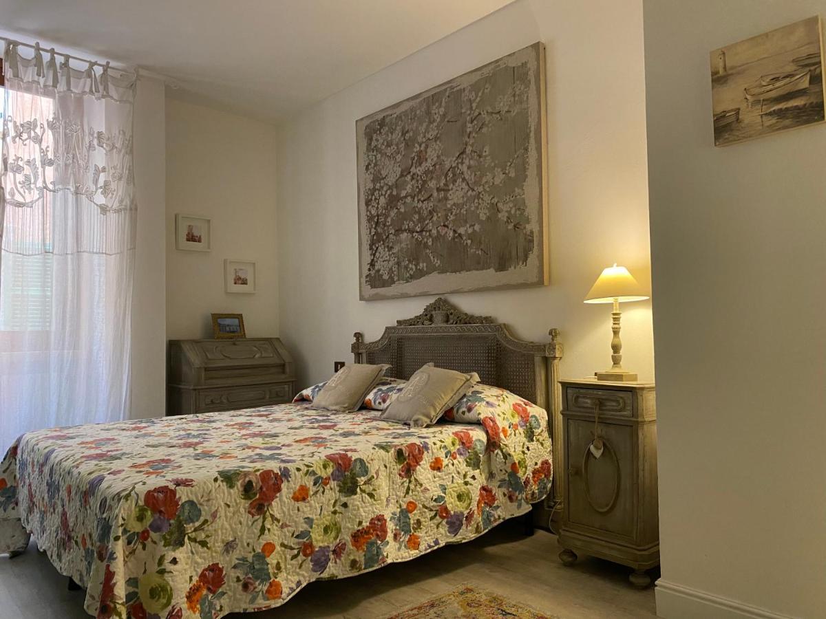 Apartmán Violetta Maison, Elegante E Romantica A Salo' Exteriér fotografie